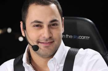 بالصورة: هادي أسود يخضع لعملية جراحية خطيرة؟!