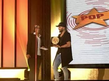 الدوزي يحصد جائزة أفضل مغني مغربي ويستكمل تحضيرات حفله بـ كلميم
