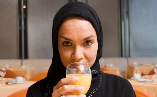 ما هي الأطعمة المفيدة وغير المفيدة لمرضى النقرس؟