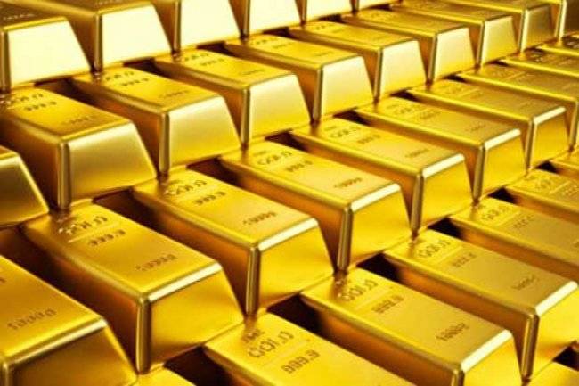 الذهب يكسب 25 دولارا في آخر أسبوع من يوليو