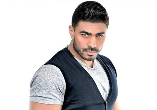 بالصورة: خالد سليم يكشف عن بوستر ألبومه الجديد "أستاذ الهوى"