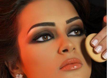 نصائح لعدم سيلان المكياج في الصيف