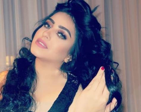 بالصور - بعد الطائرة.. شاهدوا الهدية الثمينة التي تلقتها المهرة البحرينية من زوجها!