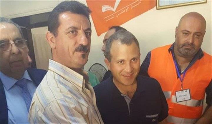بالصورة- بدء الانتخابات التمهيدية للتيار