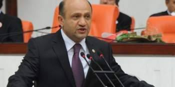وزير الدفاع التركي: عمليات الطرد من الجيش لم تنته بالكامل