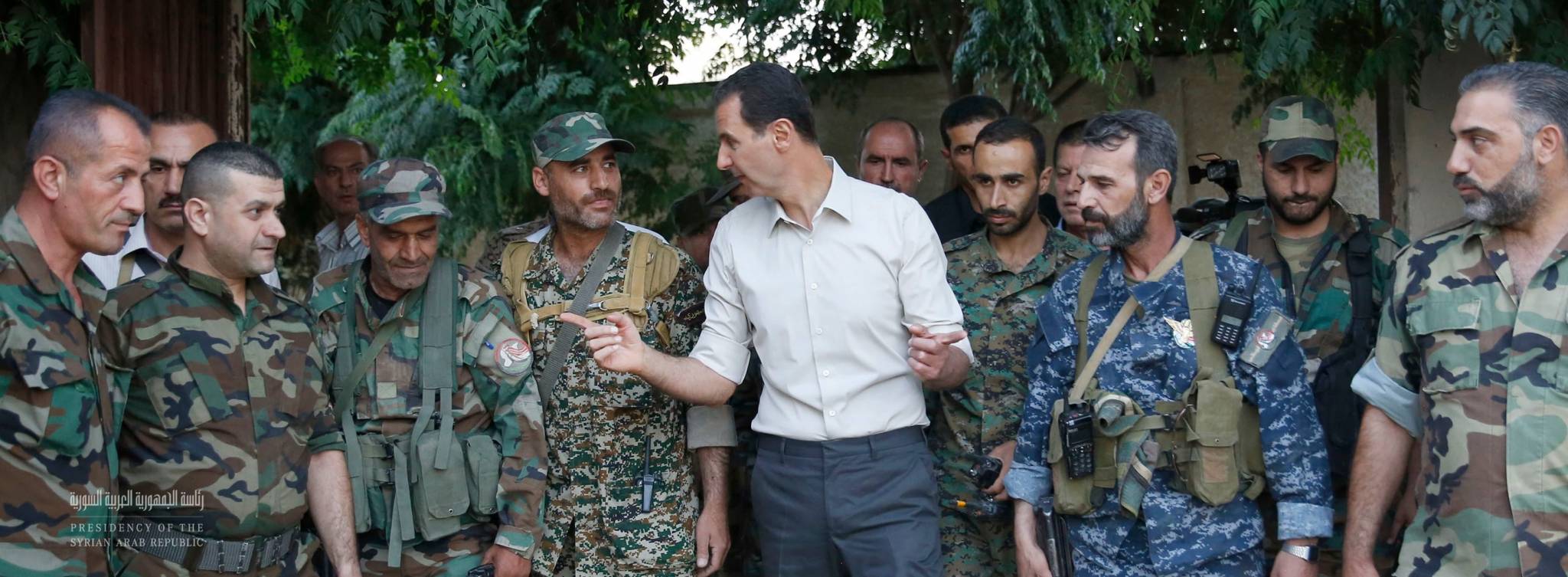 صورة تُنشر للمرة الأولى.. بشار الأسد عندما كان نقيباً