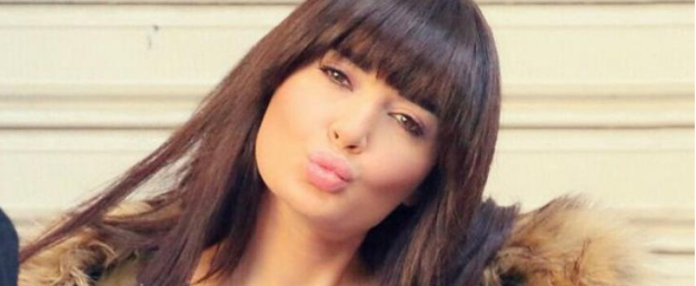 بالصور - سيرين بفستان مثير ولم ترتدِ ملابس تحتية!
