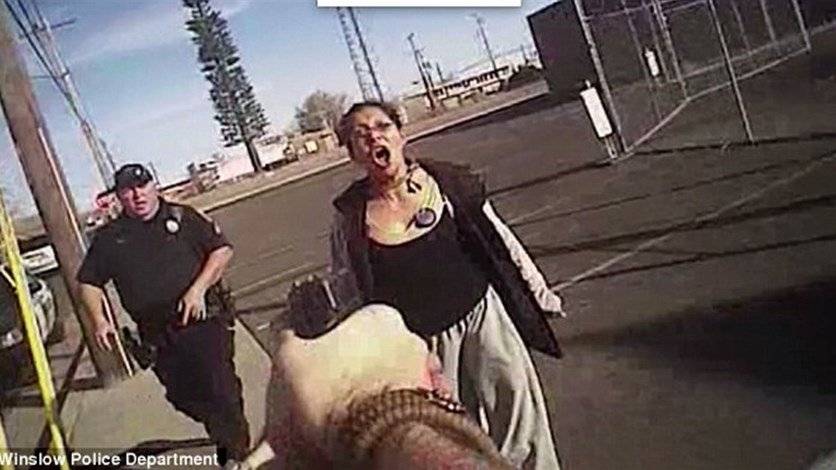 قاومت شرطياً حاول اعتقالها... فقُتلت!