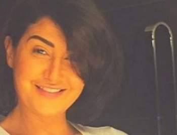 بالصورة: غادة عبد الرازق بالبيكيني في حمام السباحة!