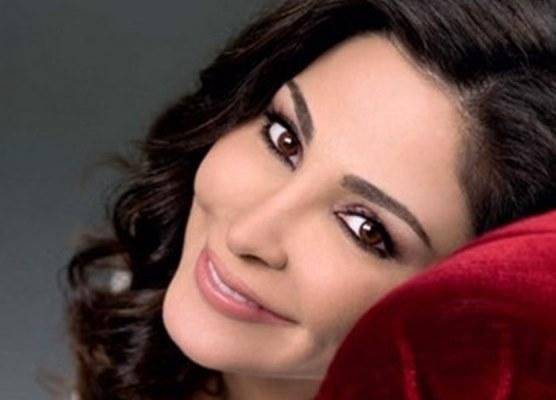 إليسا تعيش قصة حب حقيقية وهذا هو الدليل