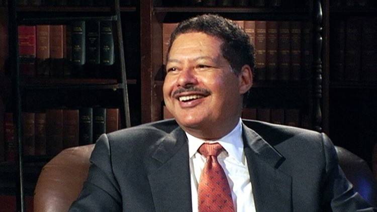 وفاة العالم المصري أحمد زويل الحائز على جائزة نوبل في الكيمياء