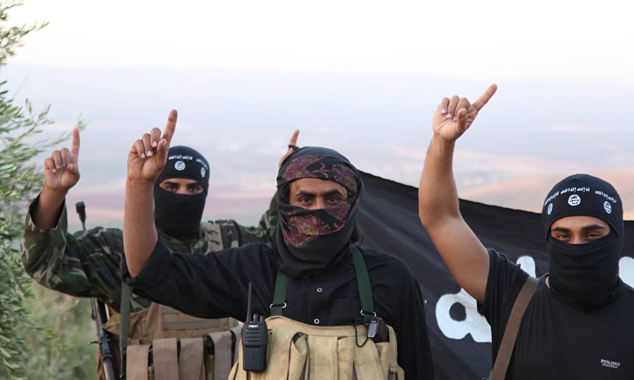 "داعشي عميل" يفضح لتنظيم ويكشف تفاصيل عن خططه!