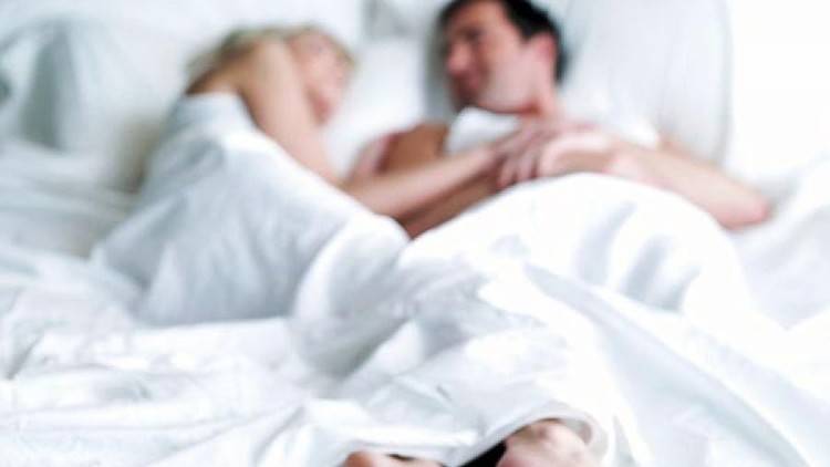 دراسة: الجيل الحالي يميل إلى العلاقات الزوجية