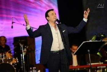 صابر الرباعي يكرّم في الجزائر