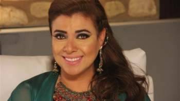 نشوى مصطفى تستعيد صفحتها الخاصة على موقع التواصل الإجتماعي