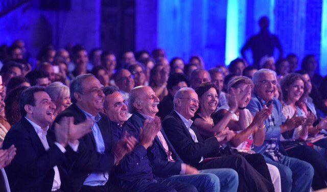 جنبلاط والمدعي العام وبهيج أبو حمزة بينهما!