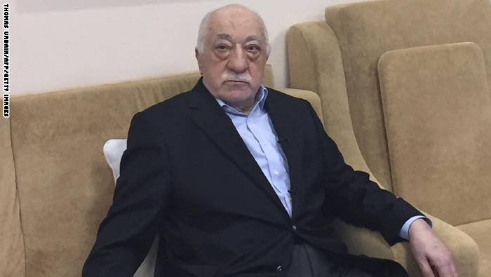 غولن يرد على مذكرة الاعتقال بحقه: النظام القضائي بتركيا غير مستقل
