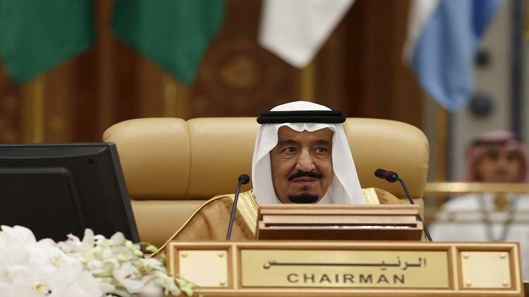 الملك سلمان يوعز بمعالجة أوضاع العمالة المتضررة