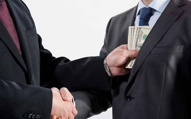 الشياطين اتّفقت في «بروتوكولاتها» أن تمحو لبنان من الخارطة