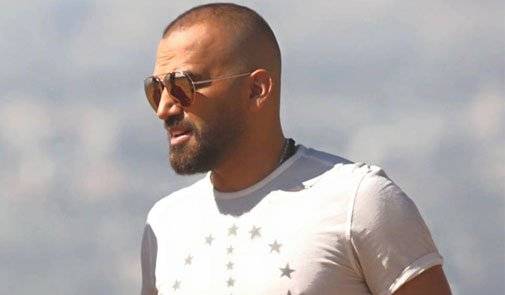 ناجي أسطا يطلق جديده وسط حملة إلكترونية خاصة