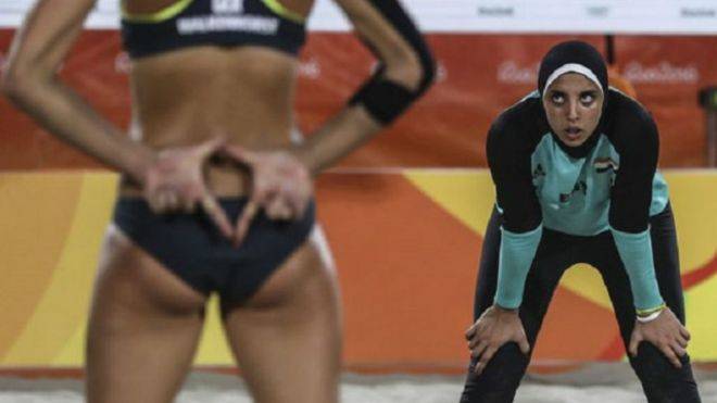 الحجاب مقابل البكيني: هل هذه الصورة صدامية ثقافيا؟