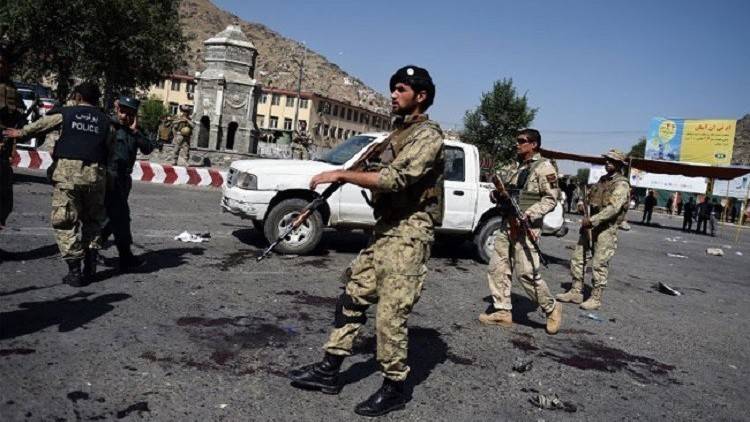 انفجار شمال أفغانستان وطالبان تتقدم جنوبا