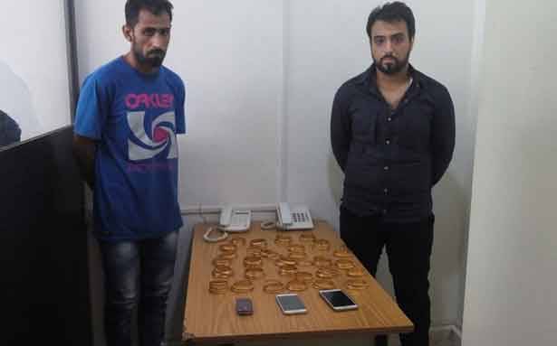 توقيف سارقين سوريين بالجرم 
المشهود والبحث عن شركائهم