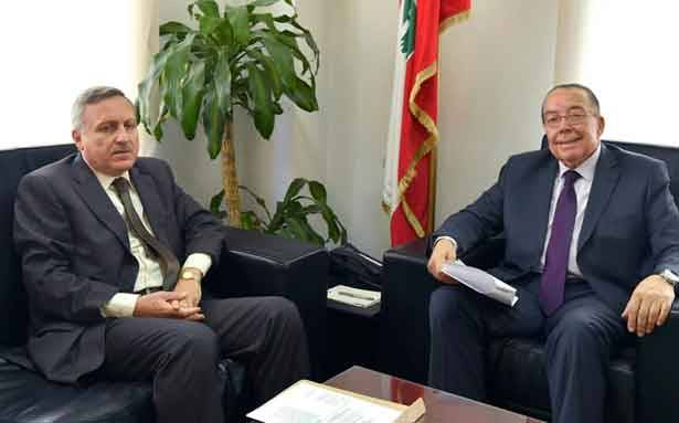 عرض التعاون البيئي مع سفير الأردن
المشنوق : تقرير الأمم المتّحدة حمّل إسرائىل
أضرار التلوث النفطي بـ 856.4 مليون دولار