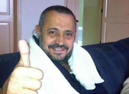 بالصور- ما سر “المنشفة” التي لا تفارق جورج وسوف؟