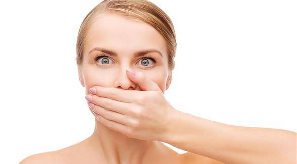 ما هي خطورة وضع مرهم الهربس بأصابعك؟