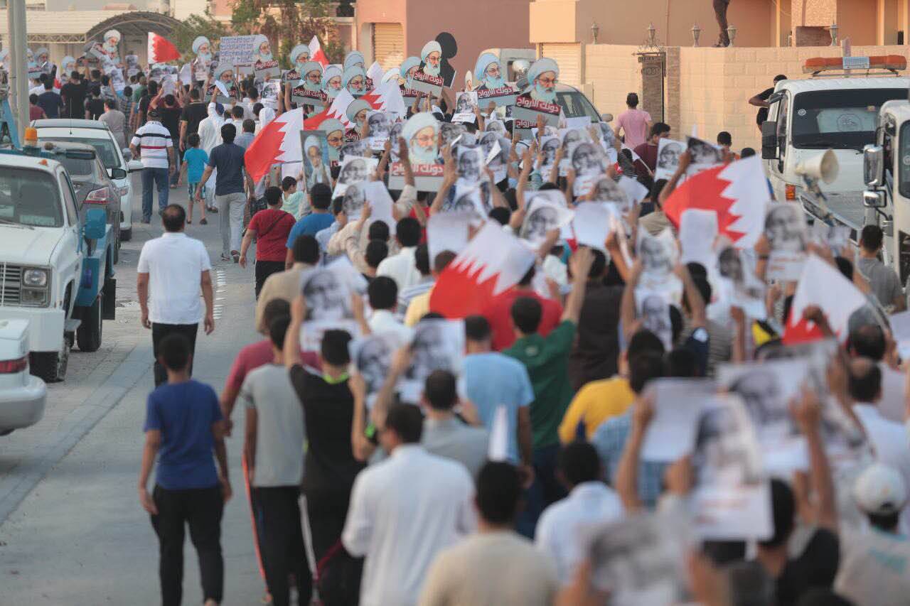 البحرين .. تظاهرات غاضبة في جمعة العهد للفقيه وما تبقى من المعارضة تدعو لمبادرة سياسية