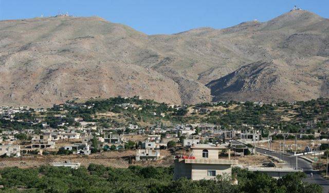 إنفجار عبوة ناسفة بـ 3 فلاحين جنوب شرق بلدة حضر في القنيطرة