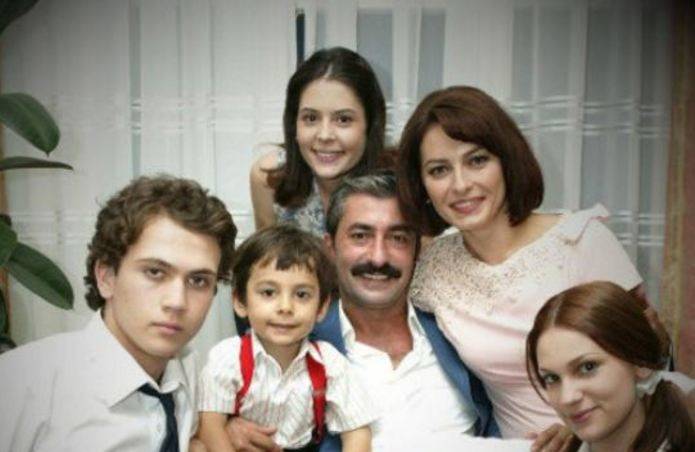 هل تذكرون عثمان طفل مسلسل "على مر الزمان"؟ لن تصدقوا كيف هو شكله اليوم