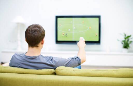 للرجال.. هكذا تؤثر مشاهدة التلفاز على خصوبتكم!