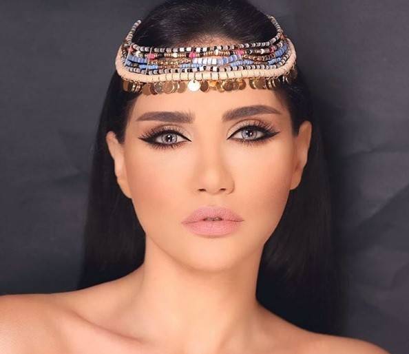 صورة ميليسا بحمالة صدر تشعل المواقع