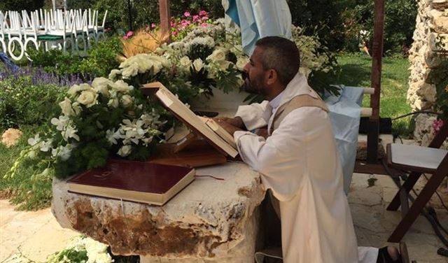 نداء بالغ الأهمية يطلقه الأب مجدي علاوي