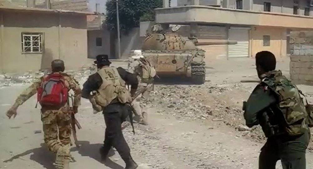 بالفيديو: شاهد طريقة تقدم الجيش السوري في الحسكة