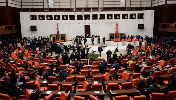 البرلمان التركي يوافق على ملف التطبيع مع إسرائيل