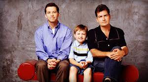 شاهدوا كيف أصبح طفل مسلسل Two And A Half Men؟  لن تتعرفوا عليه!