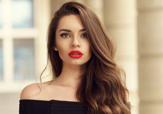 إلى كل امرأة تحب أن يغار الحبيب عليها.. هذا لها!