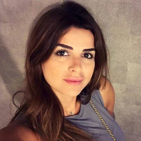 موقف محرج لمراسلة MTV وقطع البثّ.. هذا ما حصل مع نوال بري