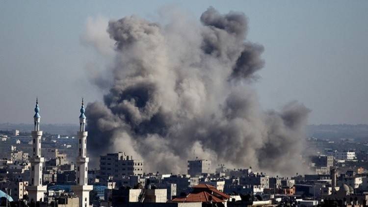 إصابة فلسطيني في قصف مدفعي إسرائيلي على غزة