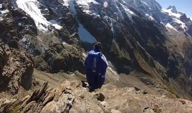بالفيديو.. مغامر يوثق لحظة مقتله في جبال الألب