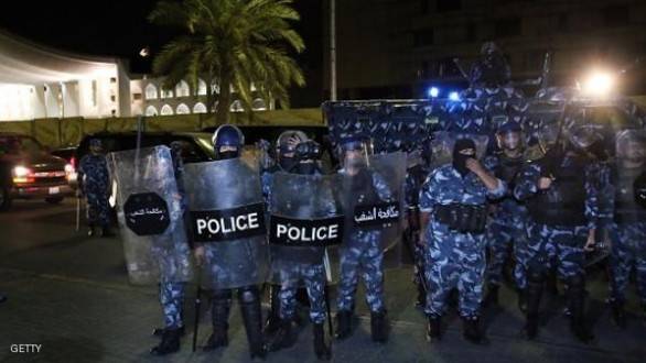 انتشار قوات مكافحة الشغب أمام السراي الحكومي... والسبب؟!