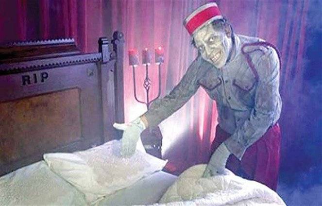 افتتاح أول فندق 