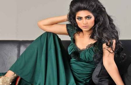 فنانة بحرينية تتعرض للتحرش من شاب فرنسي
