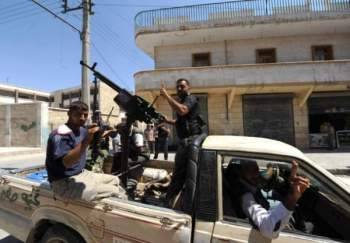 الجيش السوري الحر يدخل مدينة جرابلس السورية
