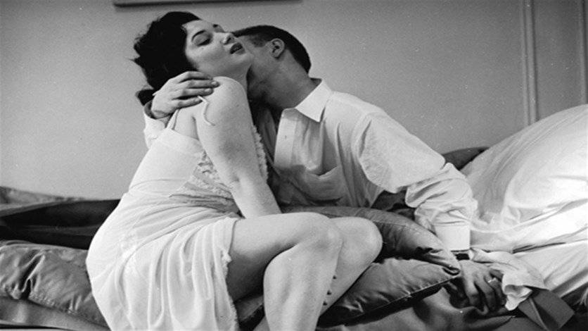 من الأكثر ميولا للخيانة .. الرجل ام المرأة؟