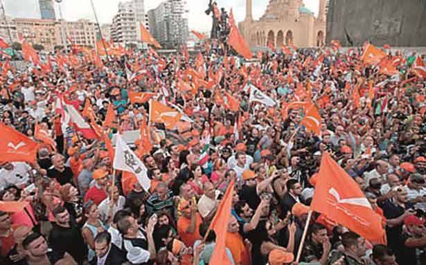 «التيار الحر» الى الشارع