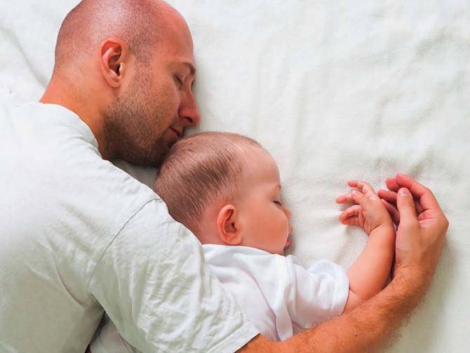 تغييرات هرمونية، ولادة طفلٍ ثم أبوّة